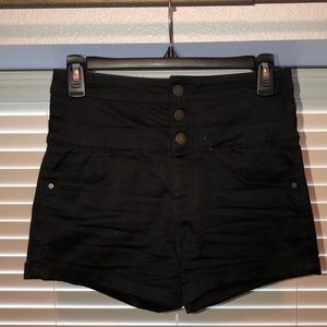 high waisted black jean shorts !